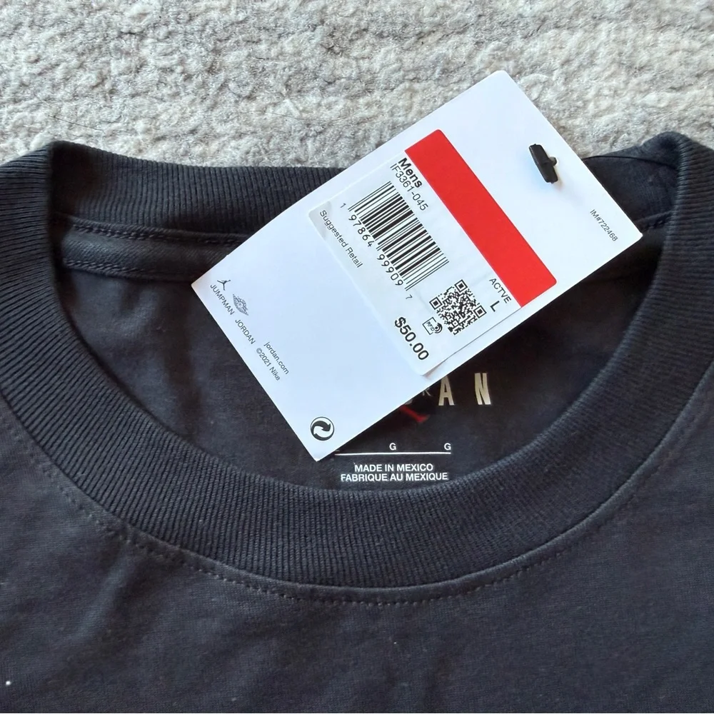 Nike Air Jordan character image shirt